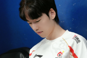 TES超話熱議試訓(xùn)輔助：light都看不上的輔助 你還要撿？